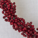 Red Berry Wooden Christmas Wreath – Traditional Festive Door Decoration