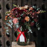 Under the Mistletoe Festive Vase