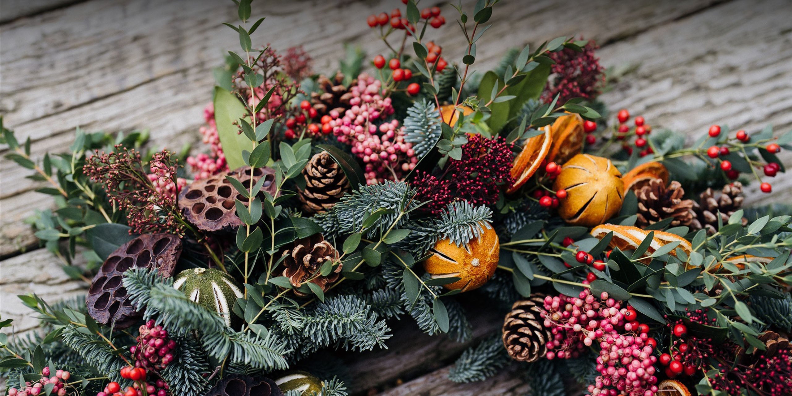 Luxury Christmas Wreaths & Garlands