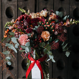 Under the Mistletoe Festive Vase