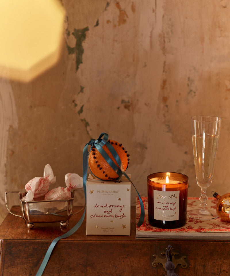 nostalgic blend of citrus and spice festive candle