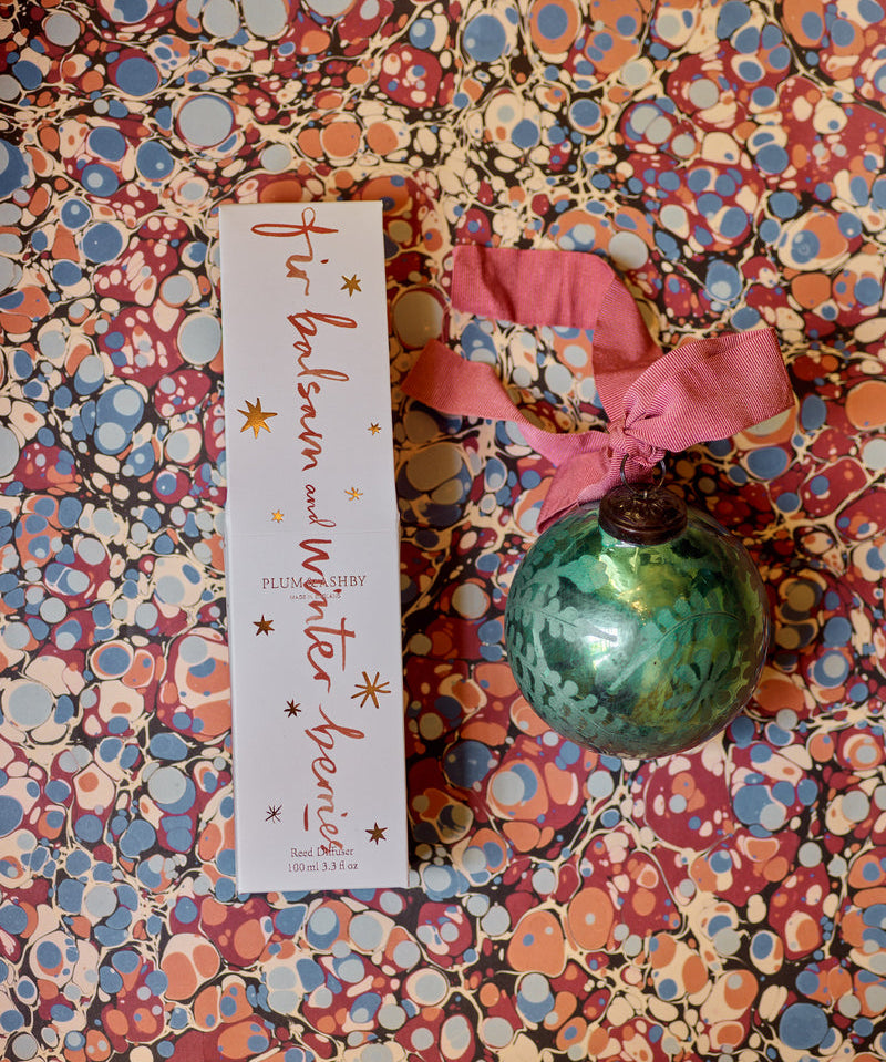 A hibernal scent filled with Yuletide ritual, Fir Balsam &amp; Winter Berries