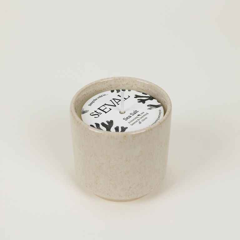 coastal blend of sea salt and citrus in a handcrafted glazed pot