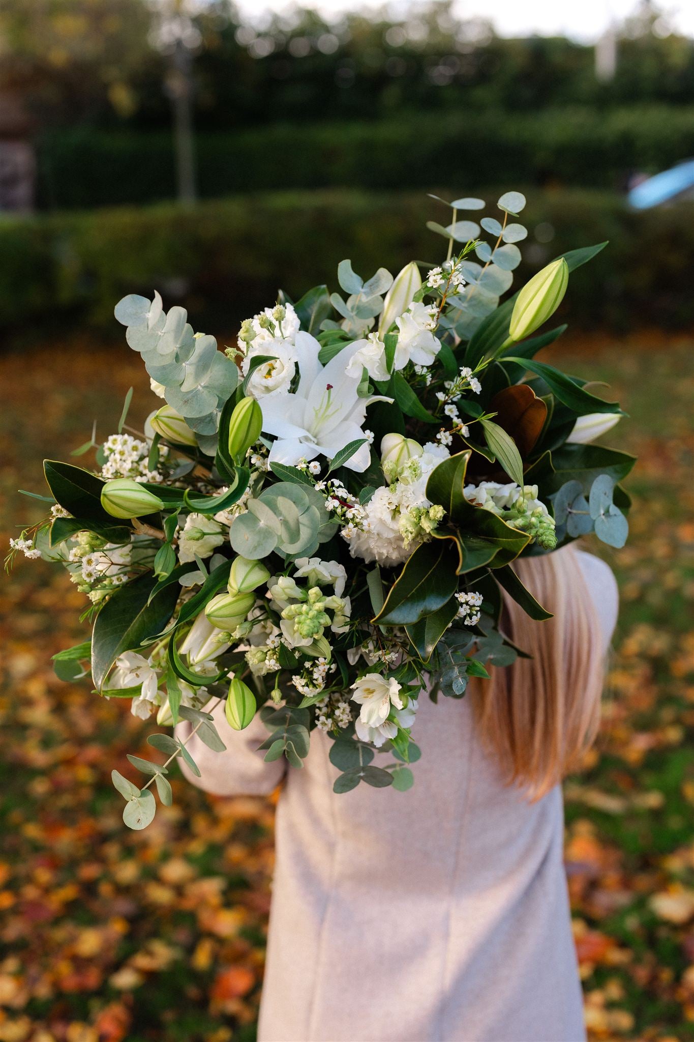 white oriental lily wedding bouquet White Oriental Lily Bouquet | Fragrant Luxury Flowers