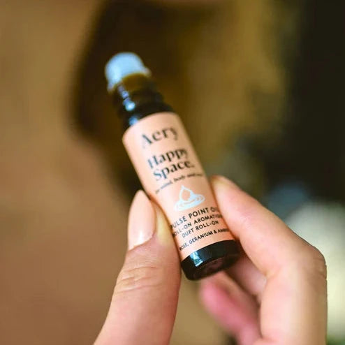 Nourish your hands with Aery’s Positive Energy hand cream. A rich blend of rose, jasmine, and sandalwood in a 98% natural, vegan-friendly formula.