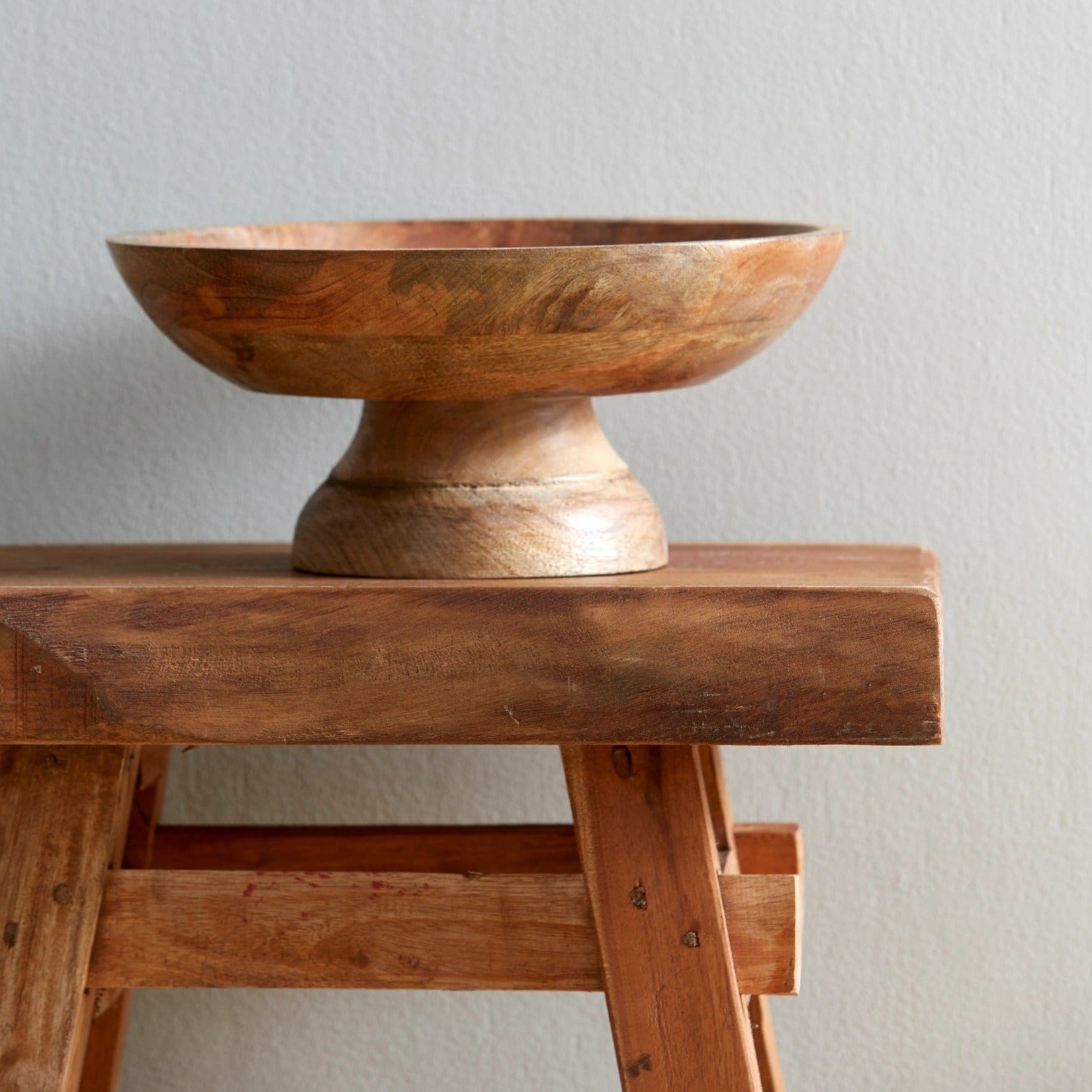 Amala natural decorative pedestal bowl on foot 24cm