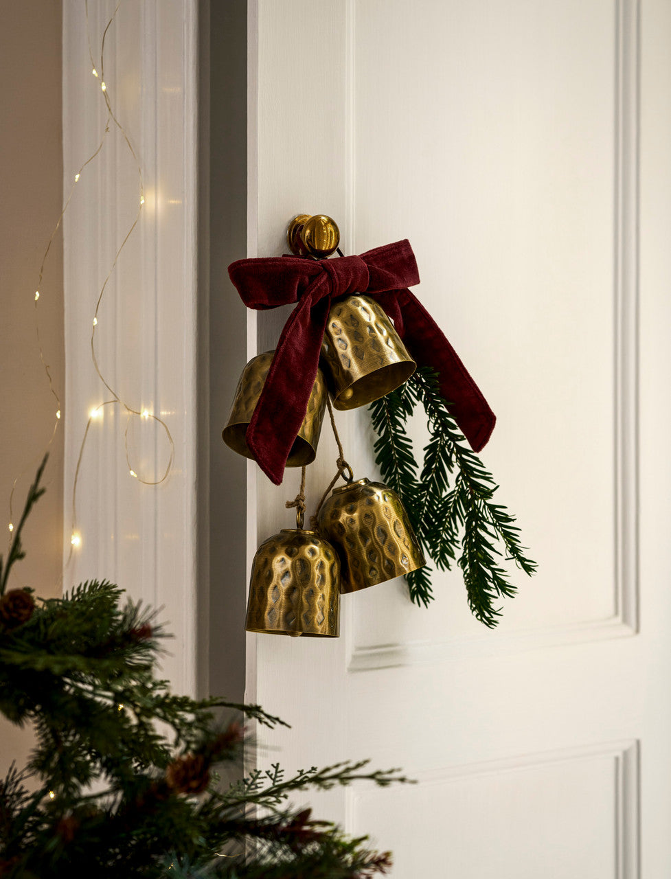 Ardington Set of 4 Antique Brass Hanging Christmas Bells on natural jute rope.