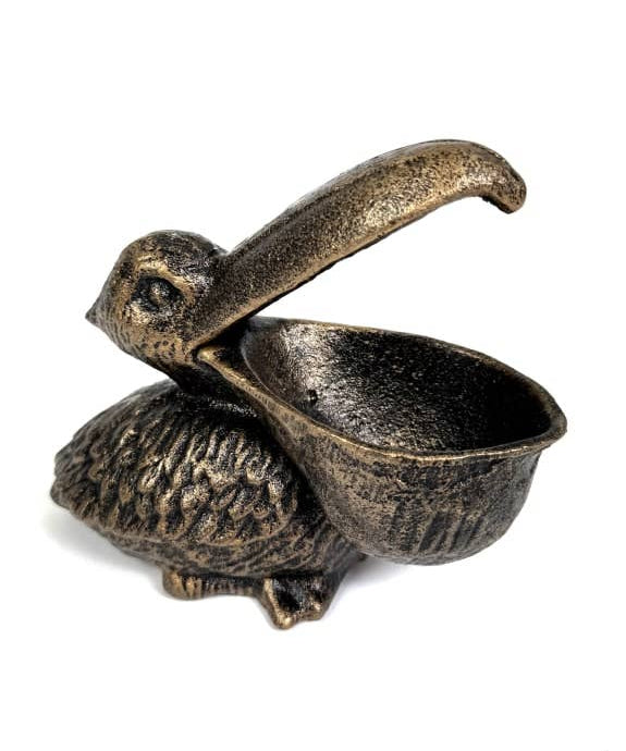 Decorative cast iron pelican trinket bowl for jewellery, keys and treasures. A vintage-inspired home accessory full of charm and character.