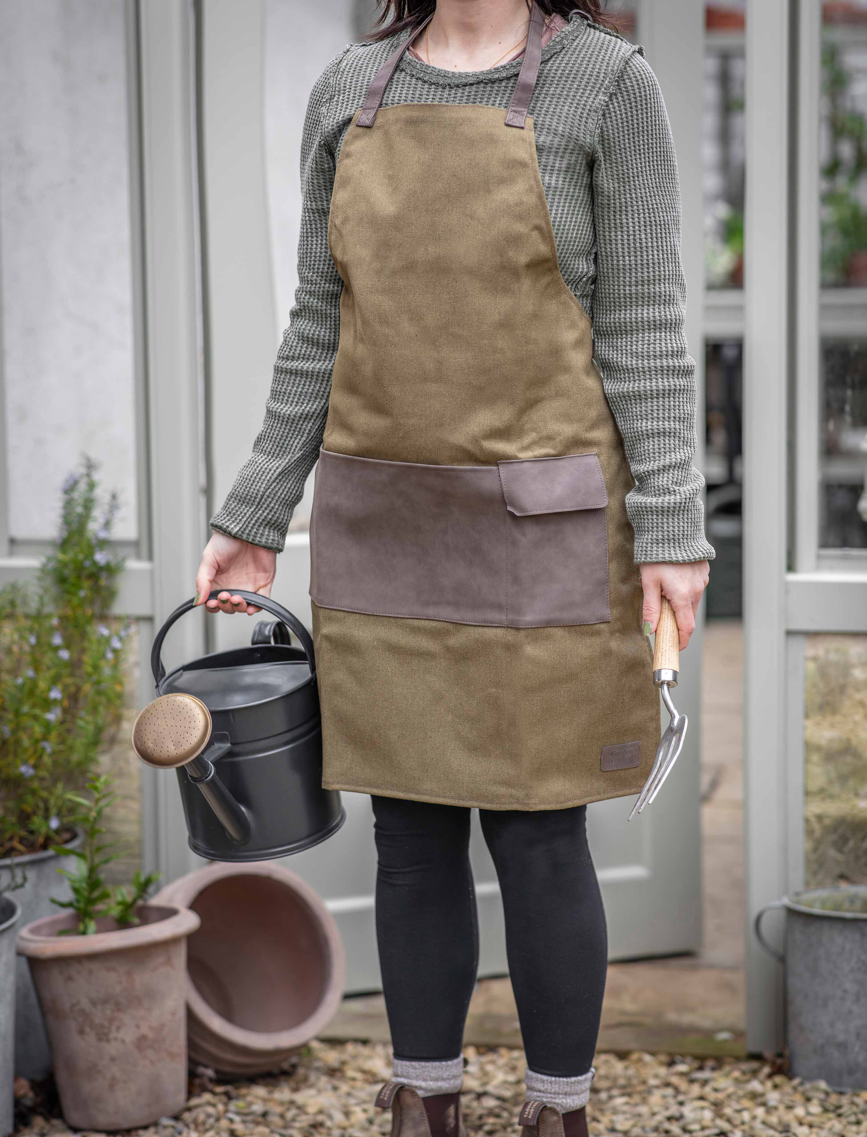Classic Green Garden Apron in waterproof canvas with large front tool pocket.