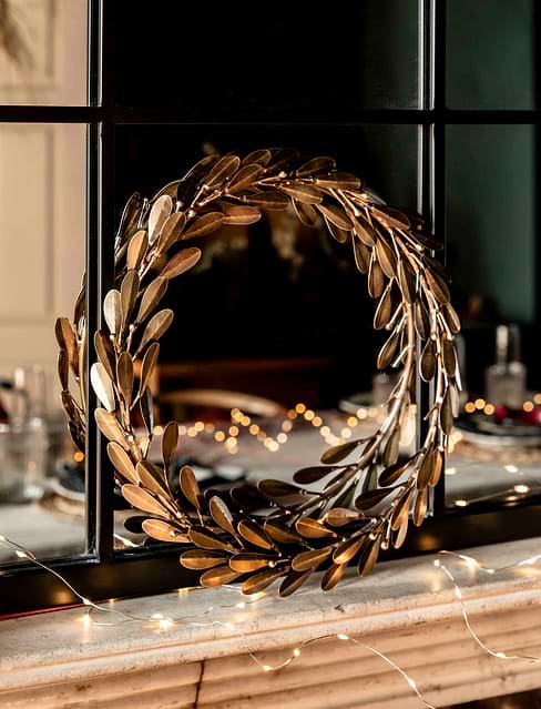 Antique brass metal mistletoe Christmas wreath decoration