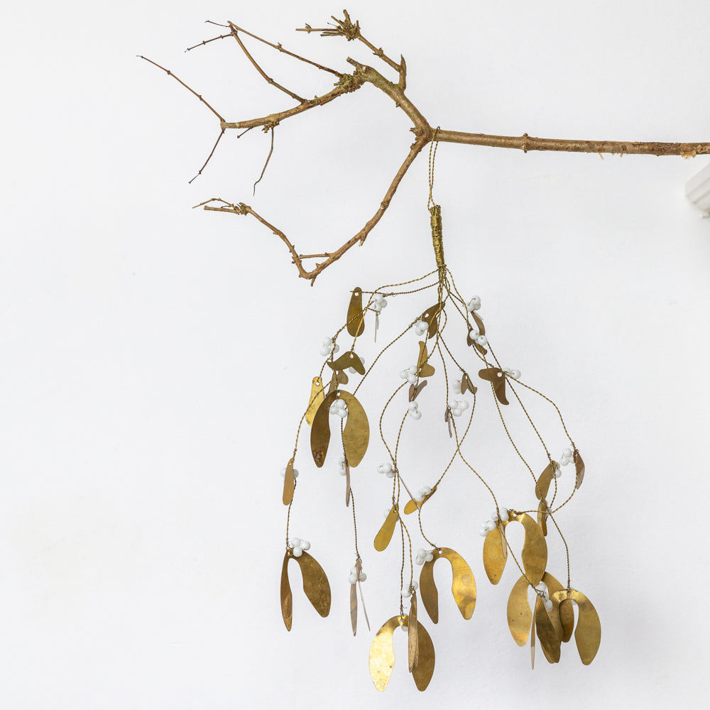 Gold metal hanging mistletoe Christmas decoration with white berries