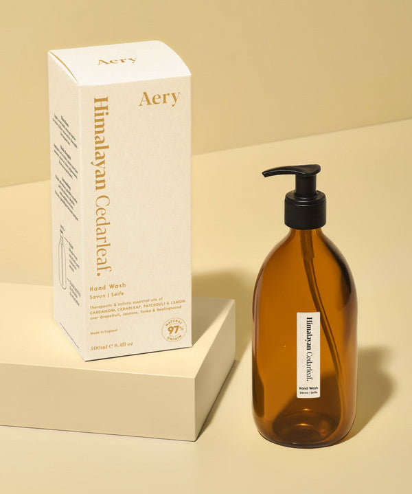 Luxury Himalayan Cedarleaf hand wash with a plant-based formula, enriched with mangosteen and pomegranate. A nourishing, refillable hand soap with cedar, patchouli and lemon notes.