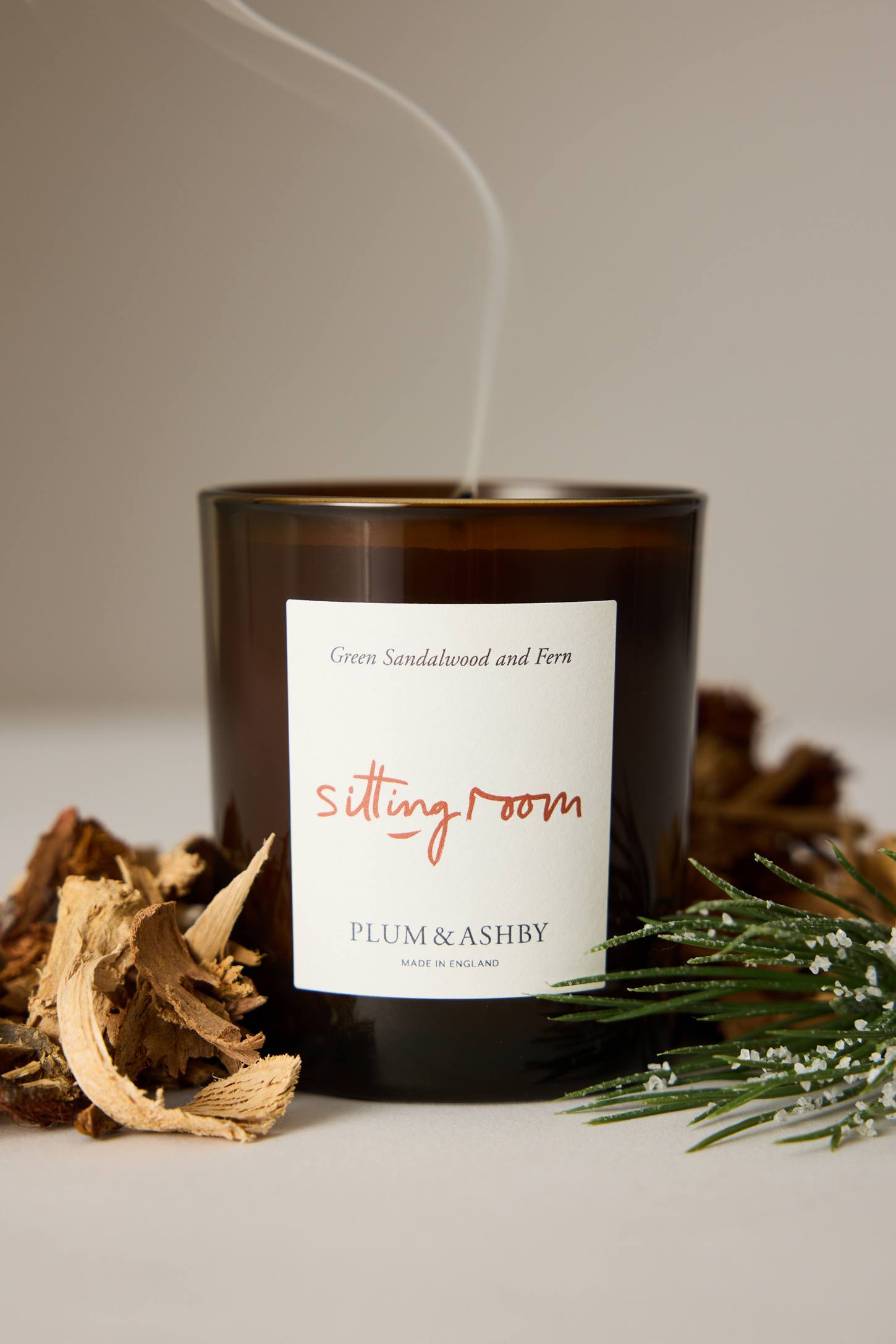 Plum & Ashby Sitting Room Candle. Green sandalwood, fern & violet leaf in natural soy wax with up to 60 hours burn time. Hand-poured in England.