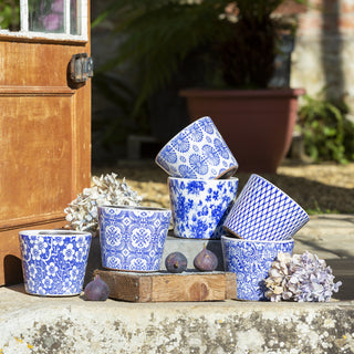 Old Style Dutch Pots in assorted designs & colours