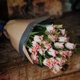 Tulip Bloom Gift Wrap