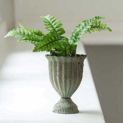 Elegant antique green ribbed posy pot with a fluted metal finish. Perfect for displaying plants, herbs and floral arrangements throughout the home.